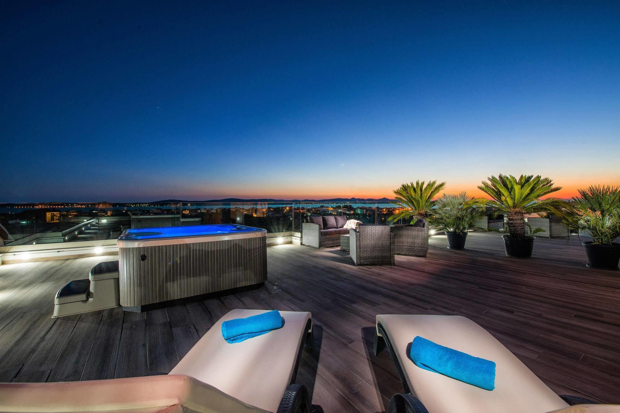 Luxury Apartment 1 Villa Arta Бибине Екстериор снимка