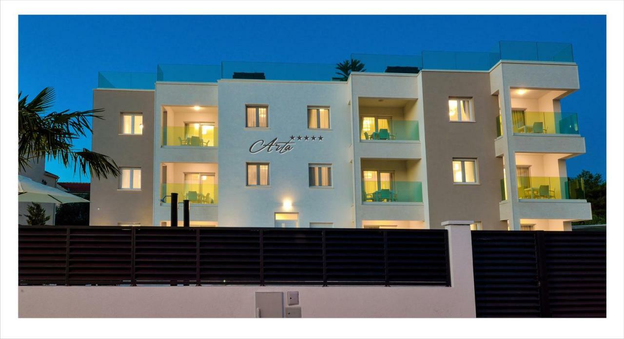 Luxury Apartment 1 Villa Arta Бибине Екстериор снимка